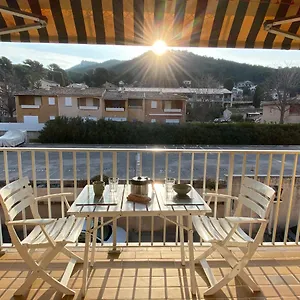  Appartement Studio La Pinède